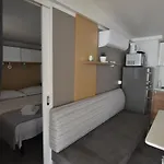 キャンプ場 Mobile Homes Sara - Camping Turanj , Adriatic , Dalmatia *