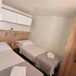 Mobile Homes Sara - Camping Turanj , Adriatic , Dalmatia トゥラニ