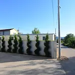 Mobile Homes Sara - Camping Turanj , Adriatic , Dalmatia トゥラニ
